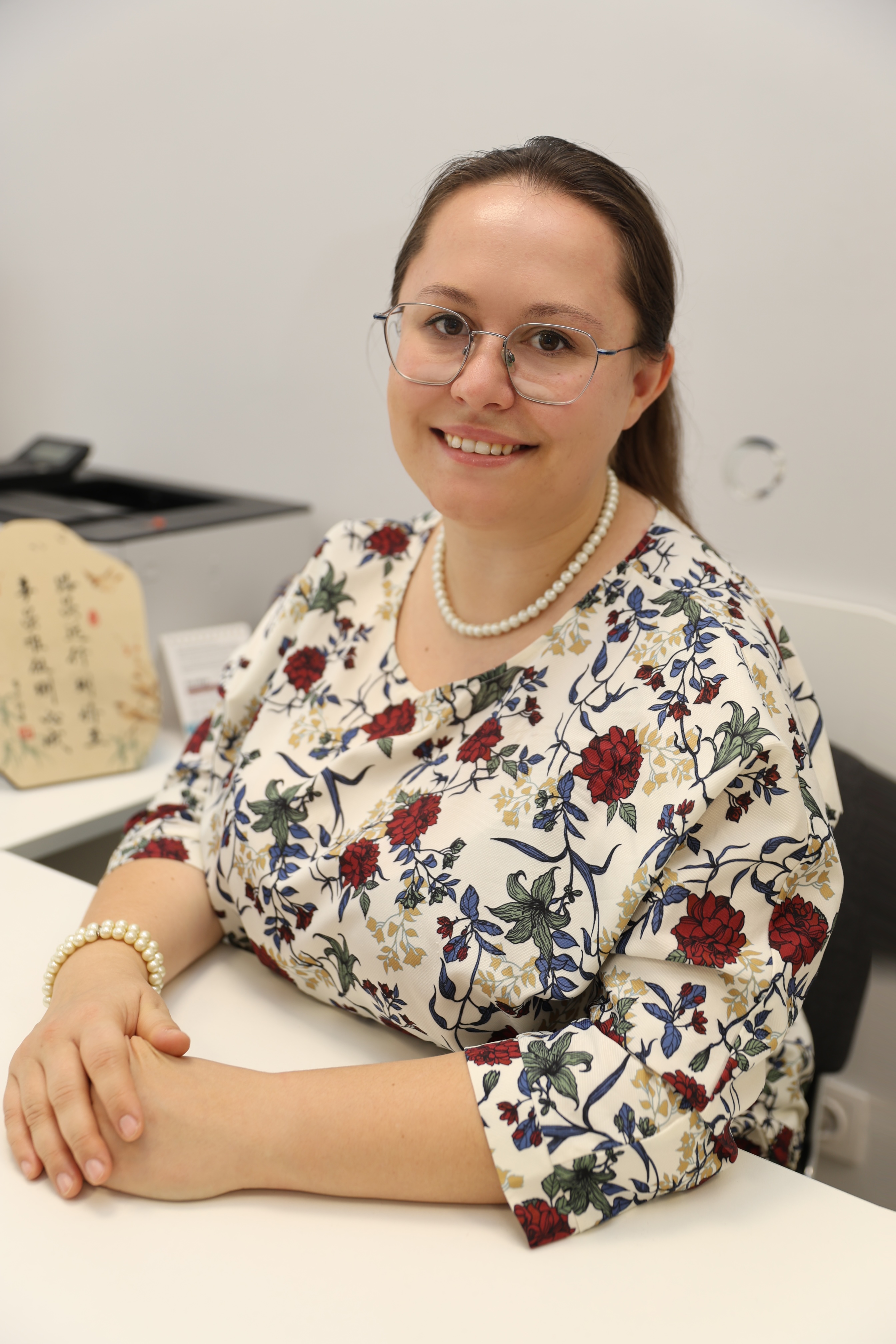 <h4>Королева Оксана Юрьевна</h4> <p>преподаватель колледжа ЮУрГГПУ</p> 