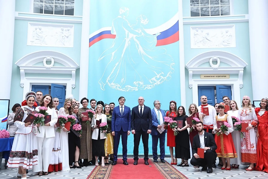 Заявлений в педагогические вузы в 2026 году стало больше