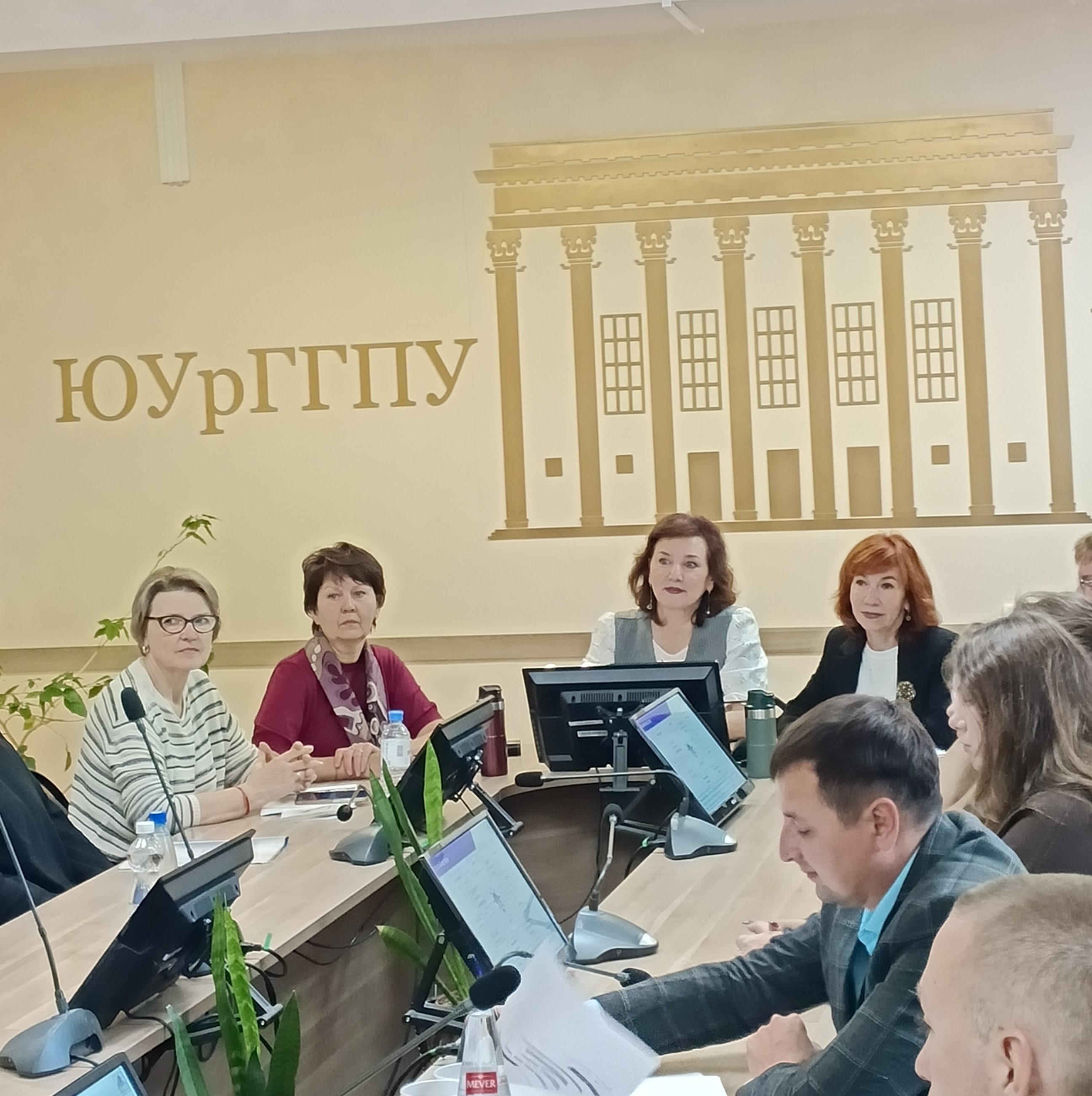 Инновации в образовании: в ППИ обсудили тренды и трансфер технологий