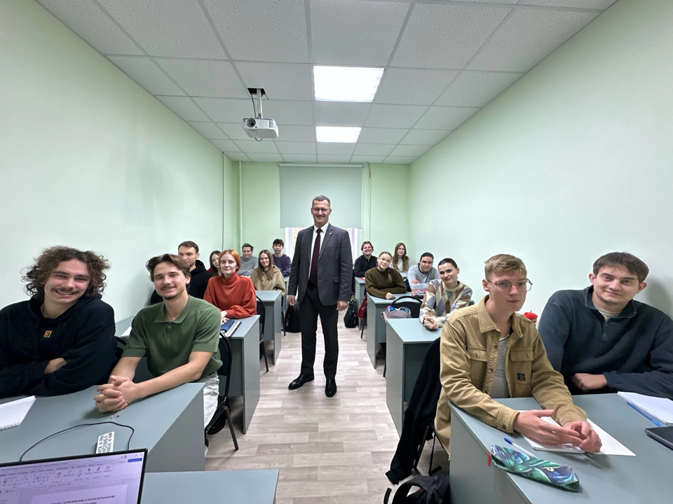 Виталий Литке встретился с магистрантами ППИ ЮУрГГПУ